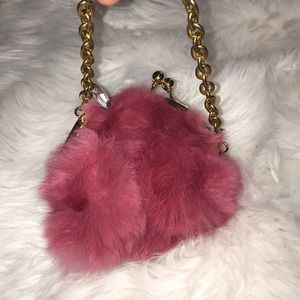 Fluffy pink purse 👛 OFFERS WELCOME! 💗